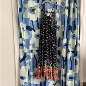 Boho tie neck shift paisley dress